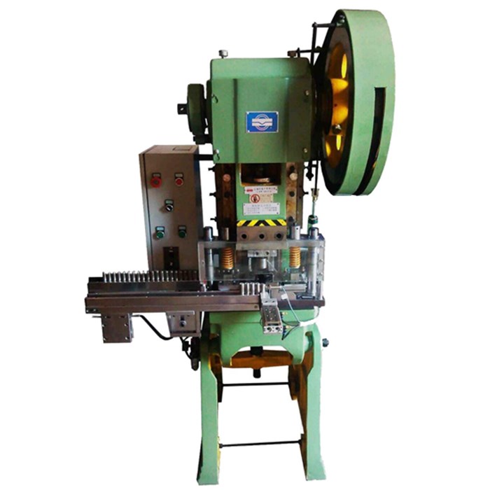 Máquina selladora para celdas cilíndricas
