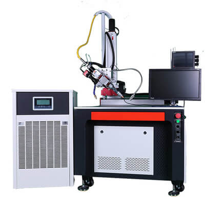 Máquina clasificadora de baterías prismática